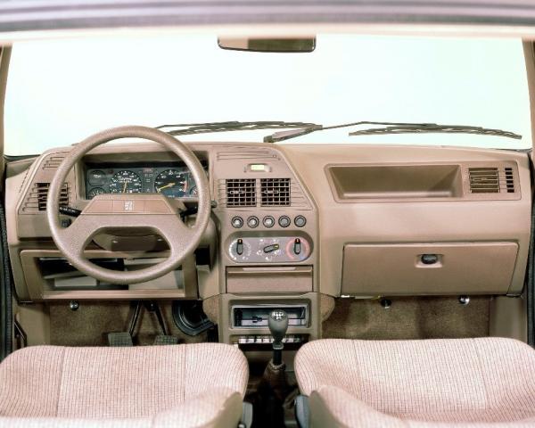 Фото Peugeot 309 I Хэтчбек 5 дв.