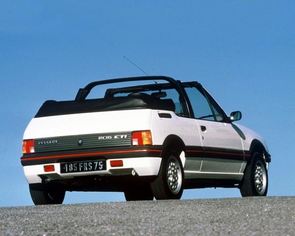 Фото Peugeot 205 I Кабриолет