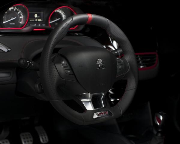 Фото Peugeot 208 GTi I Хэтчбек 3 дв.