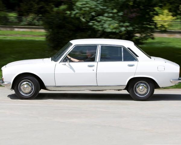 Фото Peugeot 504 I Седан