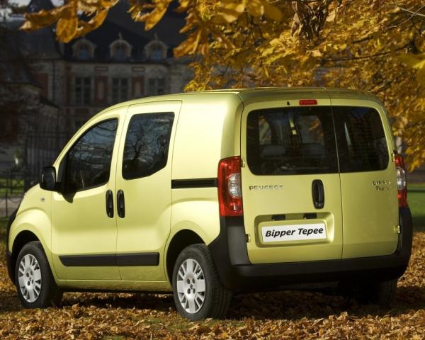 Фото Peugeot Bipper I Компактвэн