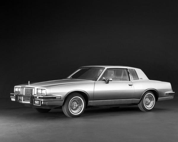 Фото Pontiac Grand Prix IV Купе-хардтоп