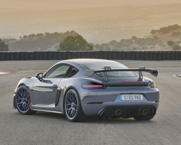 Фото Porsche Cayman GT4 II 718 (982) Купе RS