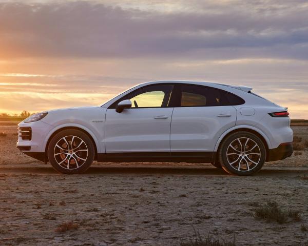 Фото Porsche Cayenne III Рестайлинг Внедорожник 5 дв. Coupé