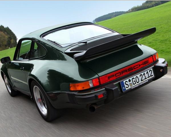 Фото Porsche 911 II (911, 930) Купе