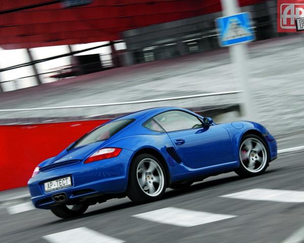 Фото Porsche Cayman I (987) Купе