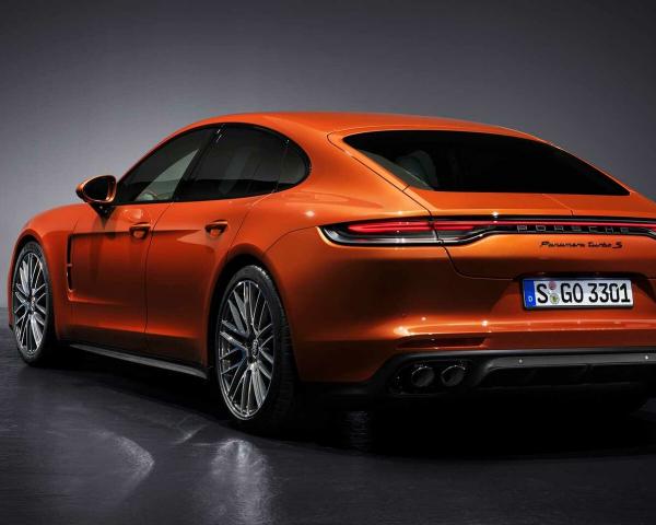 Фото Porsche Panamera II Рестайлинг Хэтчбек 5 дв.