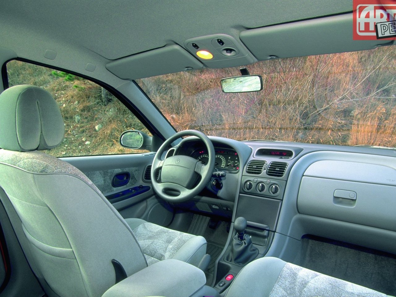 Фото Renault Laguna I