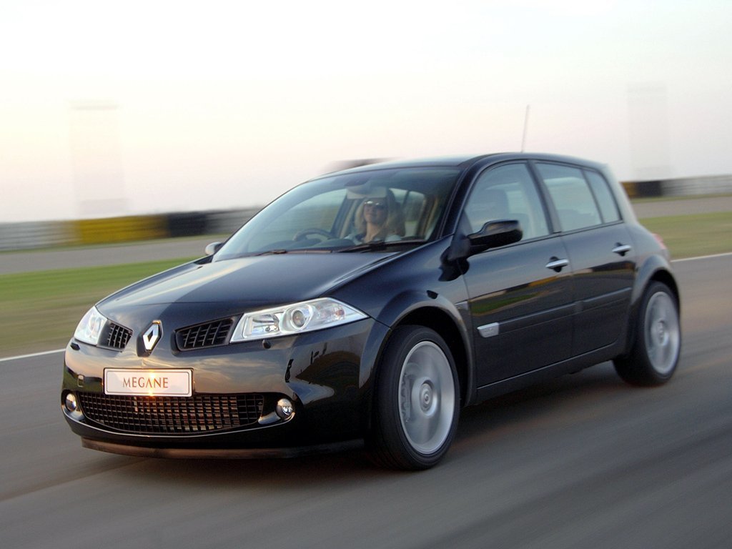 Фото Renault Megane RS II Рестайлинг