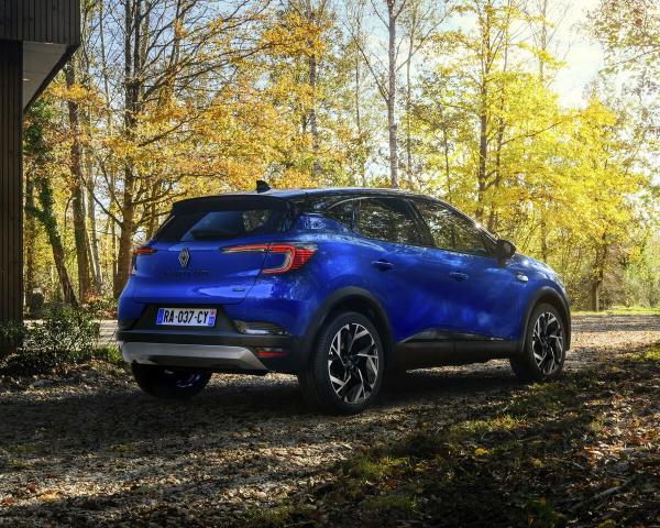 Фото Renault Captur II Рестайлинг Внедорожник 5 дв.