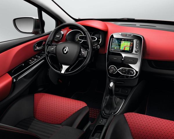 Фото Renault Clio IV Универсал 5 дв.