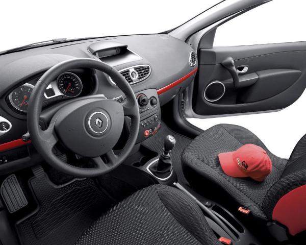 Фото Renault Clio III Хэтчбек 3 дв.