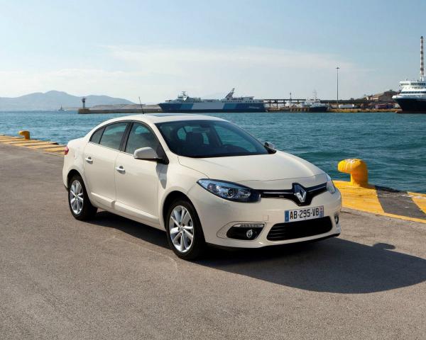 Фото Renault Fluence I Рестайлинг Седан