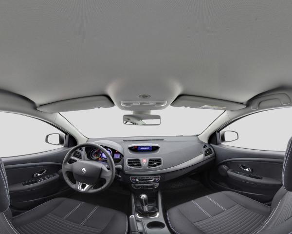 Фото Renault Fluence I Рестайлинг Седан