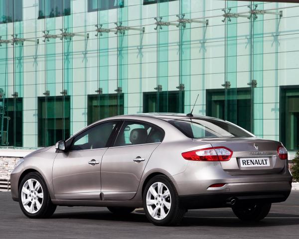 Фото Renault Fluence I Седан