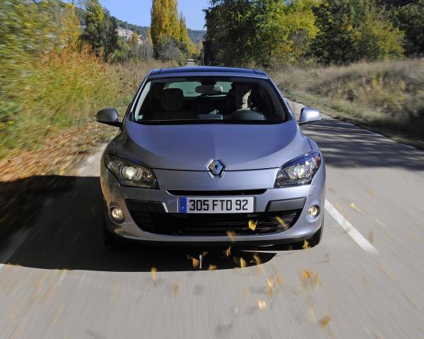 Фото Renault Megane III Хэтчбек 5 дв.