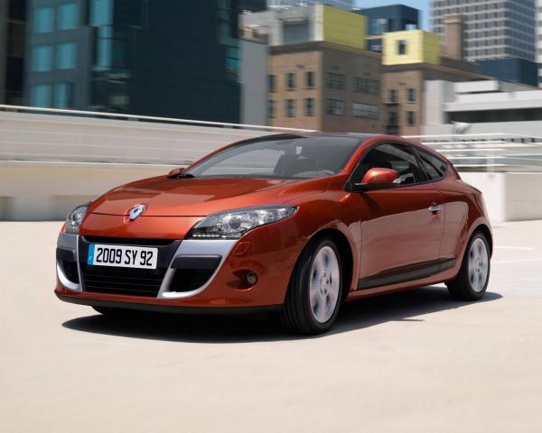 Фото Renault Megane III Хэтчбек 3 дв.