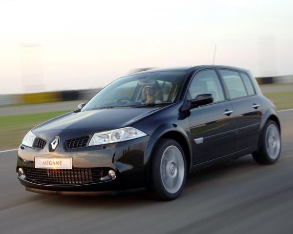 Фото Renault Megane RS II Рестайлинг Хэтчбек 5 дв.