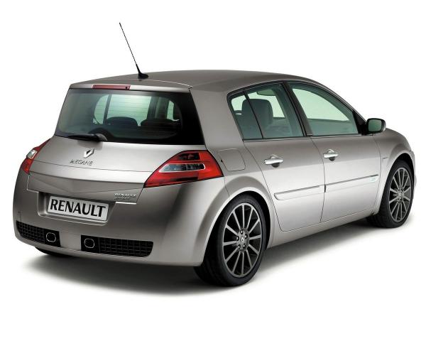 Фото Renault Megane RS II Рестайлинг Хэтчбек 5 дв.