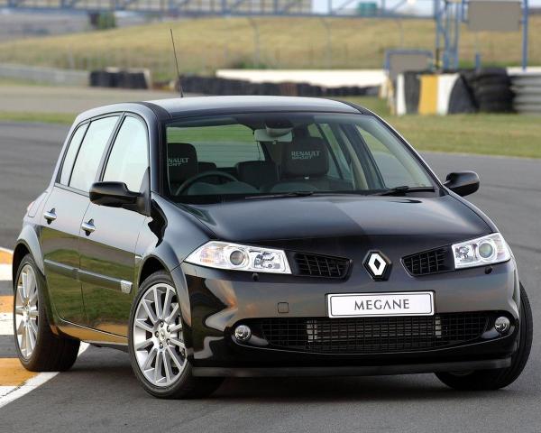 Фото Renault Megane RS II Рестайлинг Хэтчбек 5 дв.