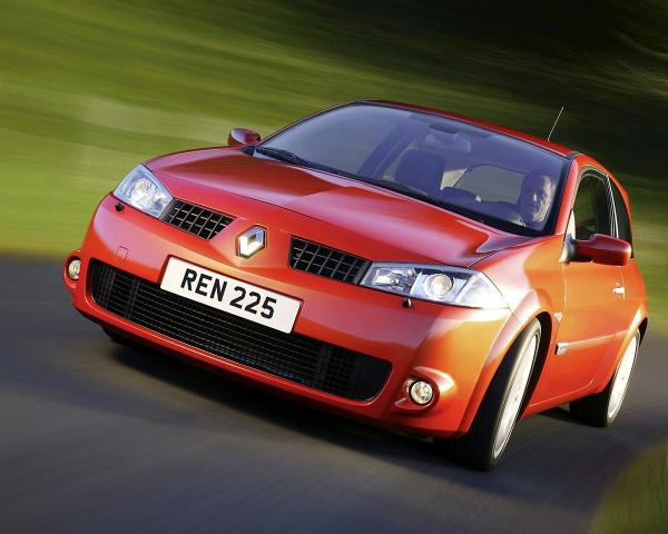 Фото Renault Megane RS II Хэтчбек 3 дв.