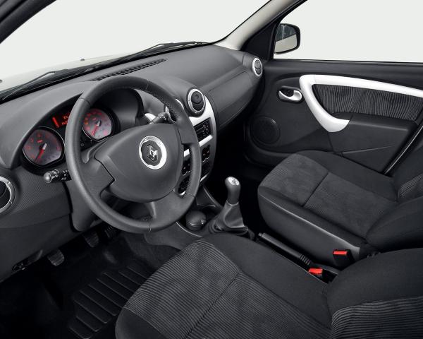 Фото Renault Sandero I Хэтчбек 5 дв.