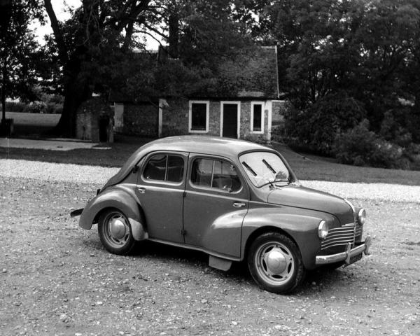 Фото Renault 4CV I Седан