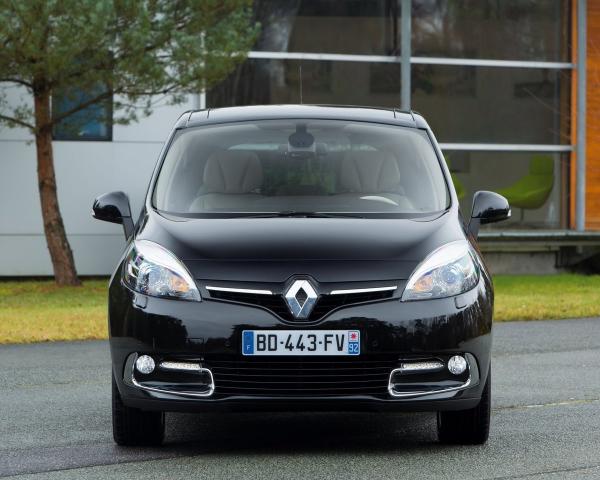 Фото Renault Scenic III Рестайлинг 2 Компактвэн