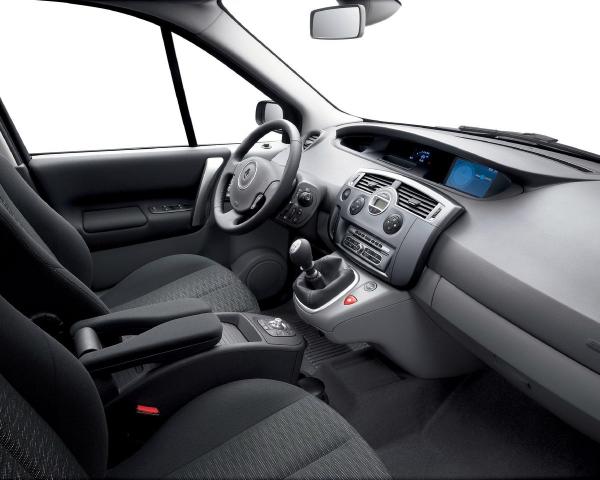 Фото Renault Scenic II Рестайлинг Компактвэн