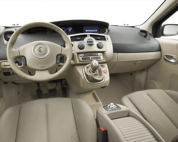 Фото Renault Scenic II Рестайлинг Компактвэн