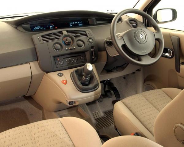 Фото Renault Scenic II Компактвэн Grand