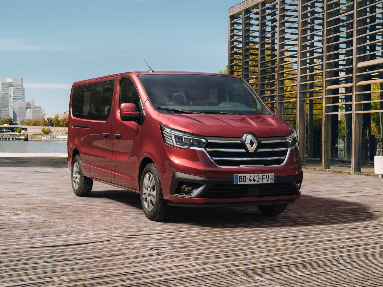 Кузовы Renault Trafic III Рестайлинг, характеристики Рено Трафик 3  поколение Рестайлинг