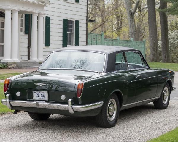 Фото Rolls-Royce Corniche I - IV Седан 2 дв.