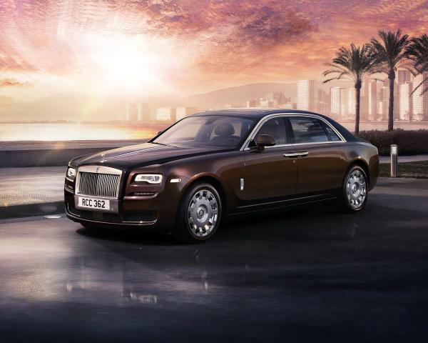 Фото Rolls-Royce Ghost I Рестайлинг (Series II) Седан Extended Wheelbase