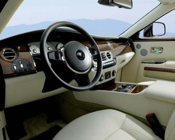 Фото Rolls-Royce Ghost I Седан Extended Wheelbase