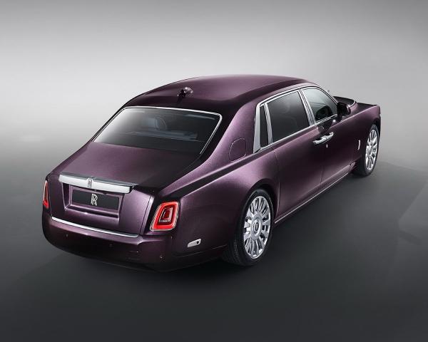 Фото Rolls-Royce Phantom VIII Седан Long