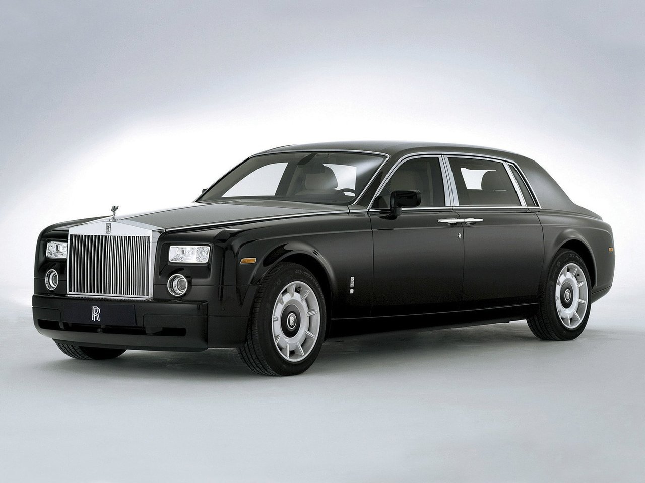 Фото Rolls-Royce Phantom VII