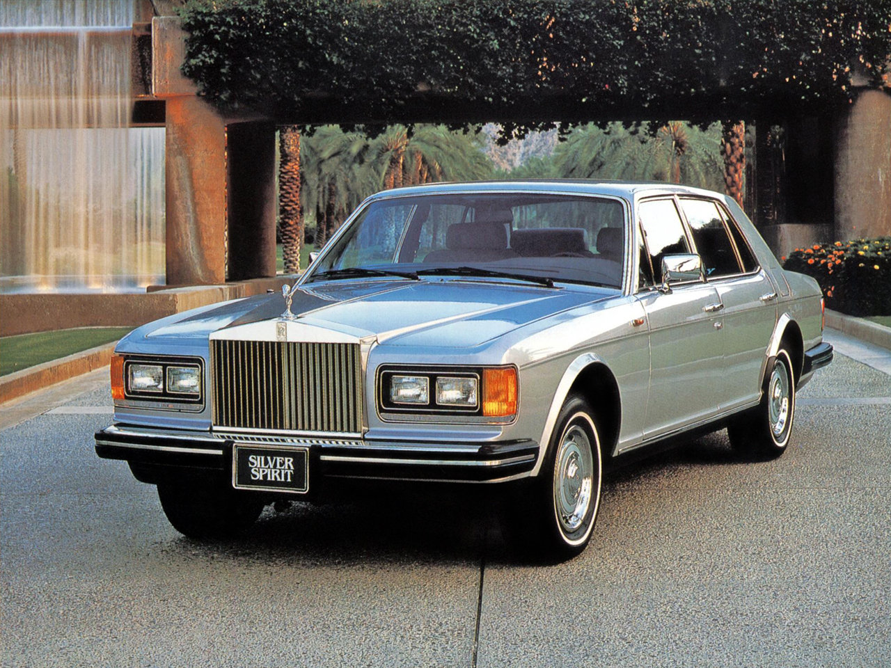 Фото Rolls-Royce Silver Spirit Mark I