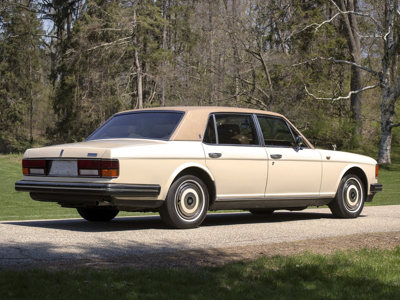 Фото Rolls-Royce Silver Spur Mark I