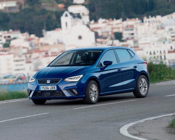 Фото Seat Ibiza V Хэтчбек 5 дв.