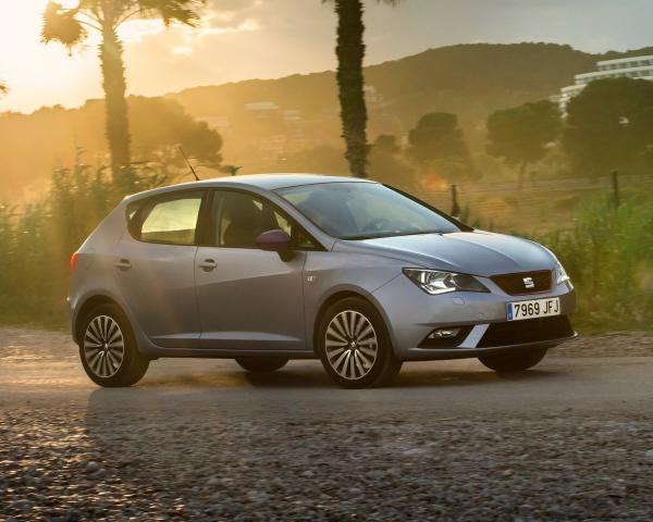 Фото Seat Ibiza IV Рестайлинг 2 Хэтчбек 5 дв.