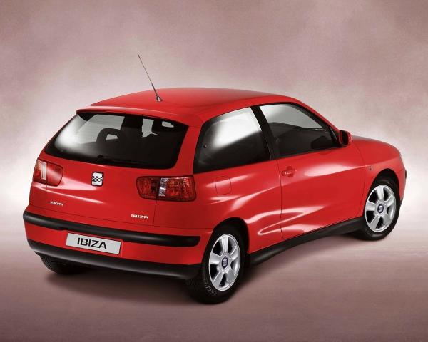 Фото Seat Ibiza II Рестайлинг Хэтчбек 3 дв.