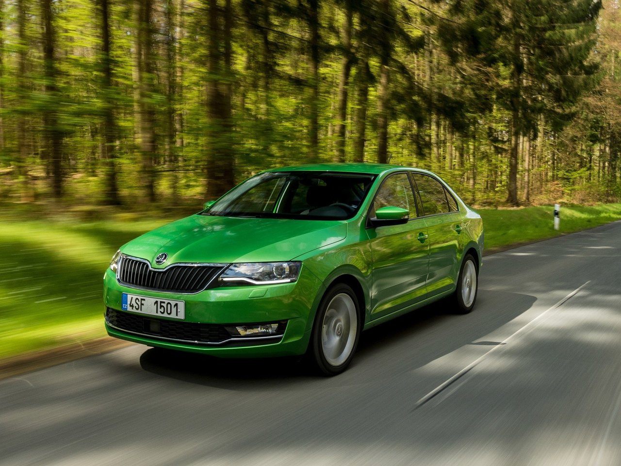 Фото Skoda Rapid I Рестайлинг