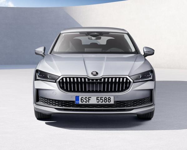 Фото Skoda Superb IV Лифтбек