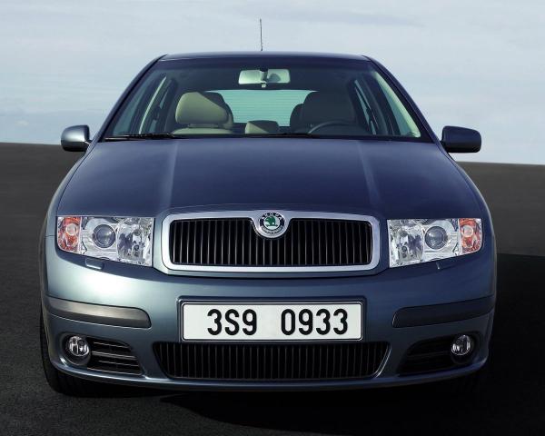 Фото Skoda Fabia I Рестайлинг Седан