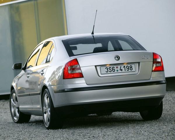 Фото Skoda Octavia II (A5) Лифтбек