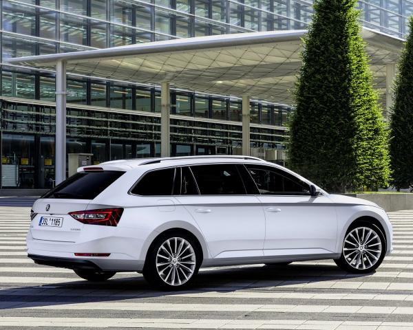 Фото Skoda Superb III Универсал 5 дв.