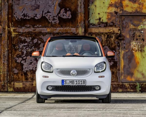 Фото Smart Fortwo III Хэтчбек 3 дв.