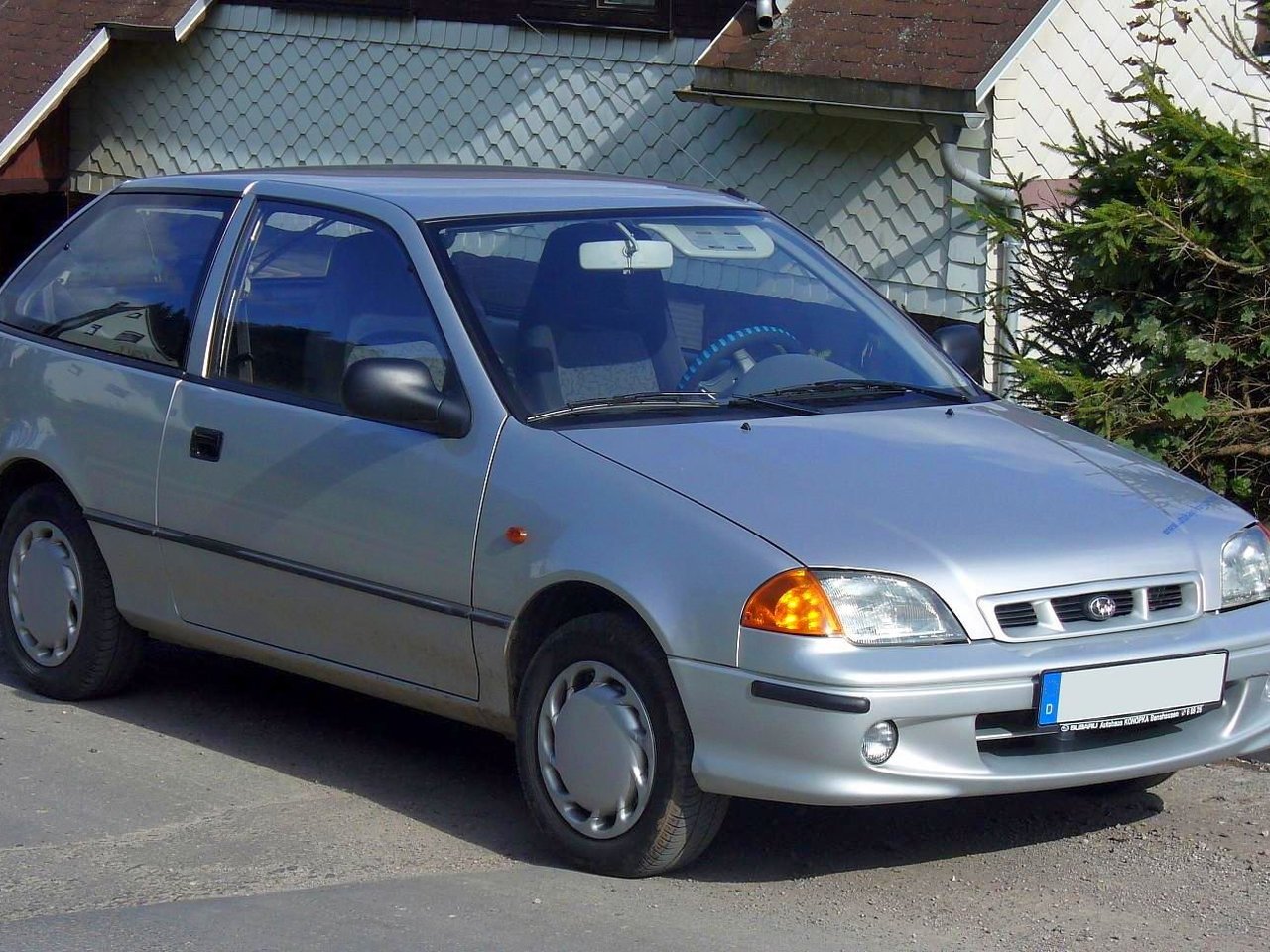 Фото Subaru Justy II