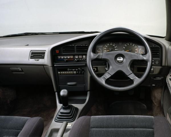 Фото Subaru Legacy I Седан
